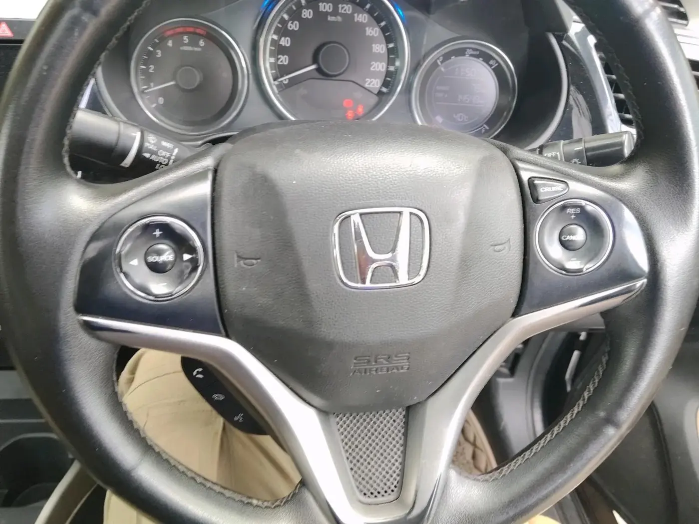 2017 Honda City 1.5L I-DTEC ZX, Diesel, Manual, 1,40,265 km, interior