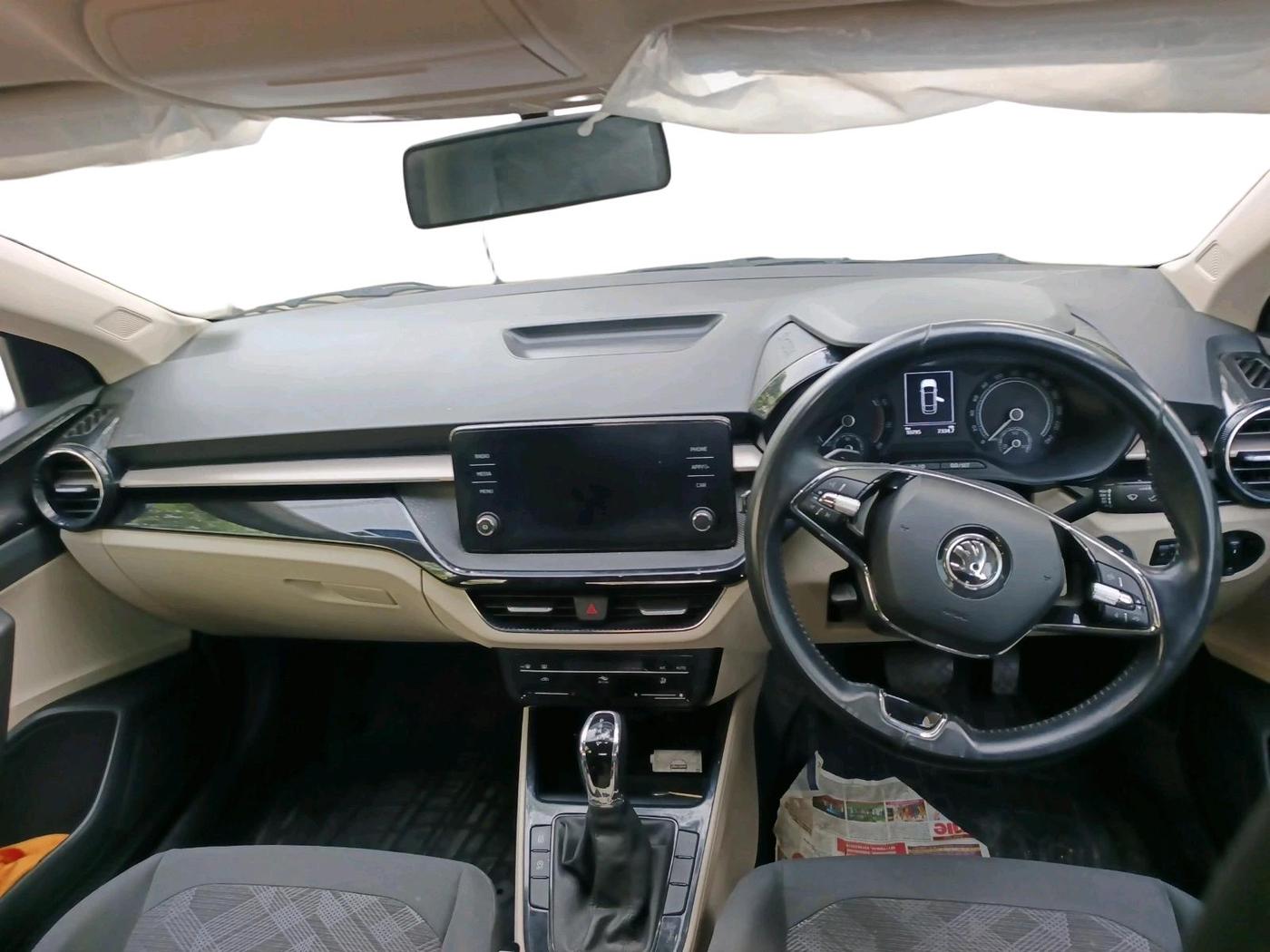 2022 Skoda SLAVIA AMBITION 1.0L TSI AT, Petrol, Automatic, 10,796 km, interior