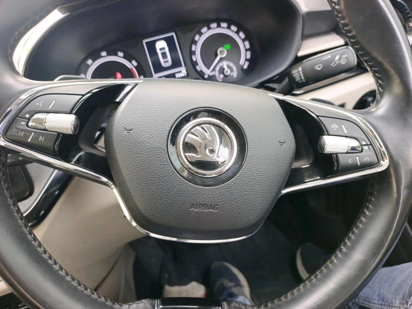 2022 Skoda SLAVIA AMBITION 1.0L TSI AT, Petrol, Automatic, 10,796 km, interior