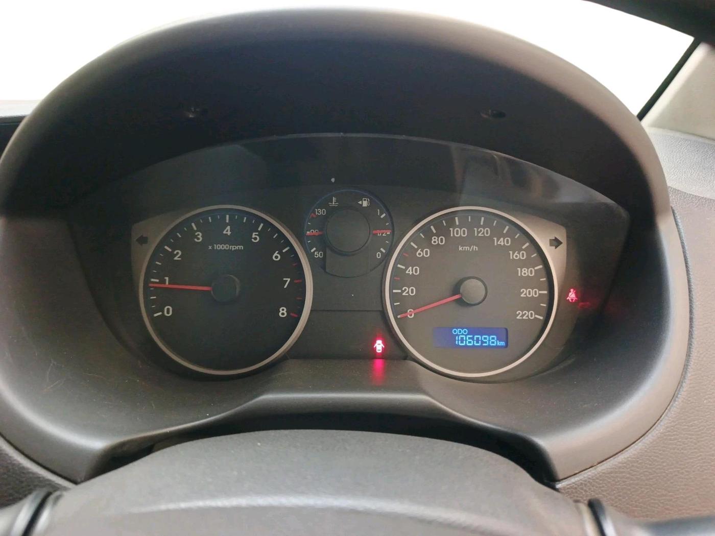 2012 Hyundai i20 SPORTZ 1.2, Petrol, Manual, 1,06,098 km, interior
