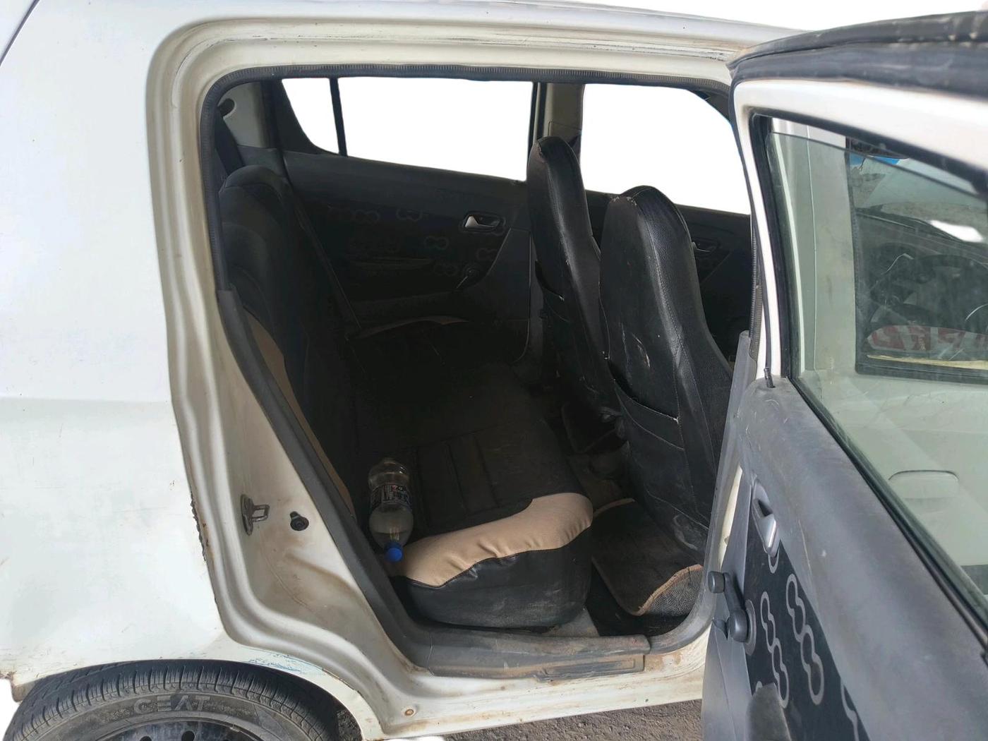 2012 Maruti Alto 800 LXI, Petrol, Manual, 7,12,221 km, interior