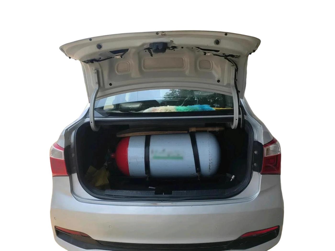 2017 Hyundai Xcent SX 1.2, CNG, Manual, 61,172 km, exterior