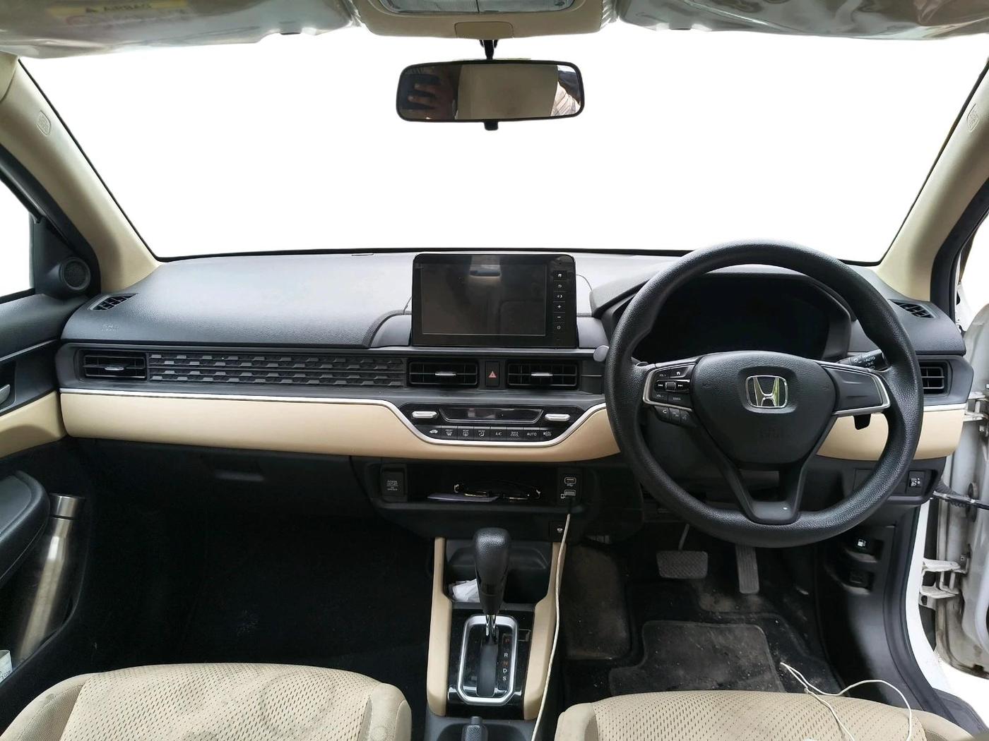 2025 Honda Amaze 1.2L I-VTEC VX CVT, Petrol, Automatic, 31,800 km, interior