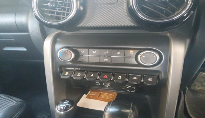 2022 Mahindra Thar LX D 4WD AT CONVERTIBLE, Diesel, Automatic, 78,305 km, interior