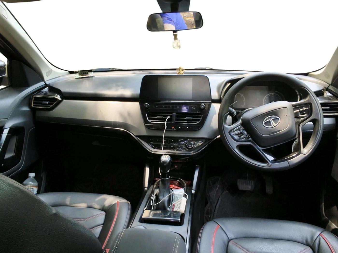 2022 Tata Harrier XTA PLUS 2.0L KRYOTEC HALO DARK EDITION , Diesel, Automatic, 84,309 km, interior