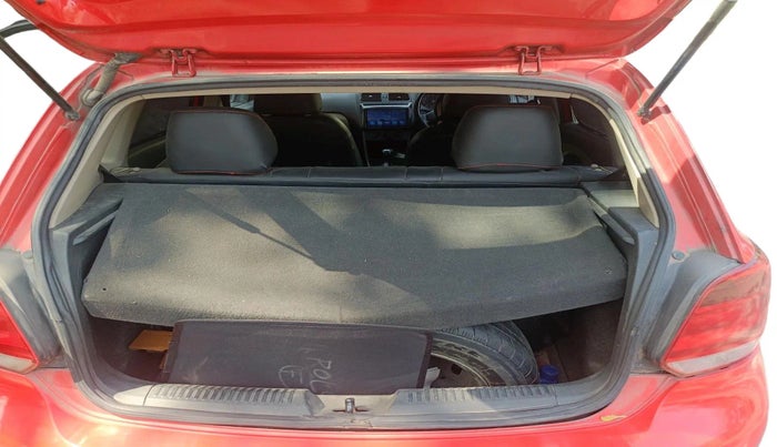 2012 Volkswagen Polo TRENDLINE 1.2L PETROL, Petrol, Manual, 1,37,354 km, exterior