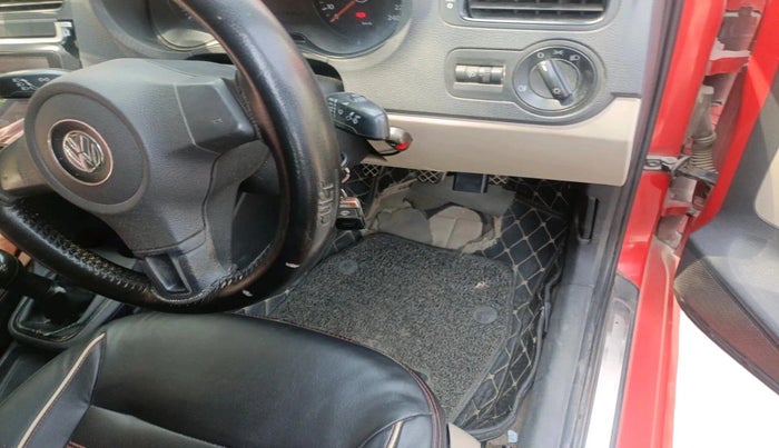 2012 Volkswagen Polo TRENDLINE 1.2L PETROL, Petrol, Manual, 1,37,354 km, interior