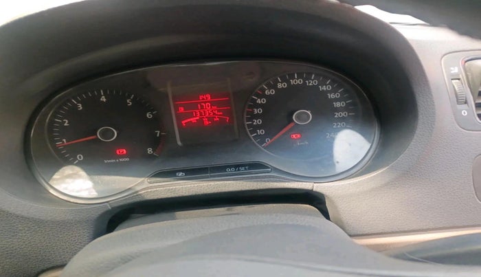 2012 Volkswagen Polo TRENDLINE 1.2L PETROL, Petrol, Manual, 1,37,354 km, interior