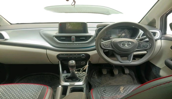 2022 Tata ALTROZ XZ PETROL, Petrol, Manual, 23,596 km, interior