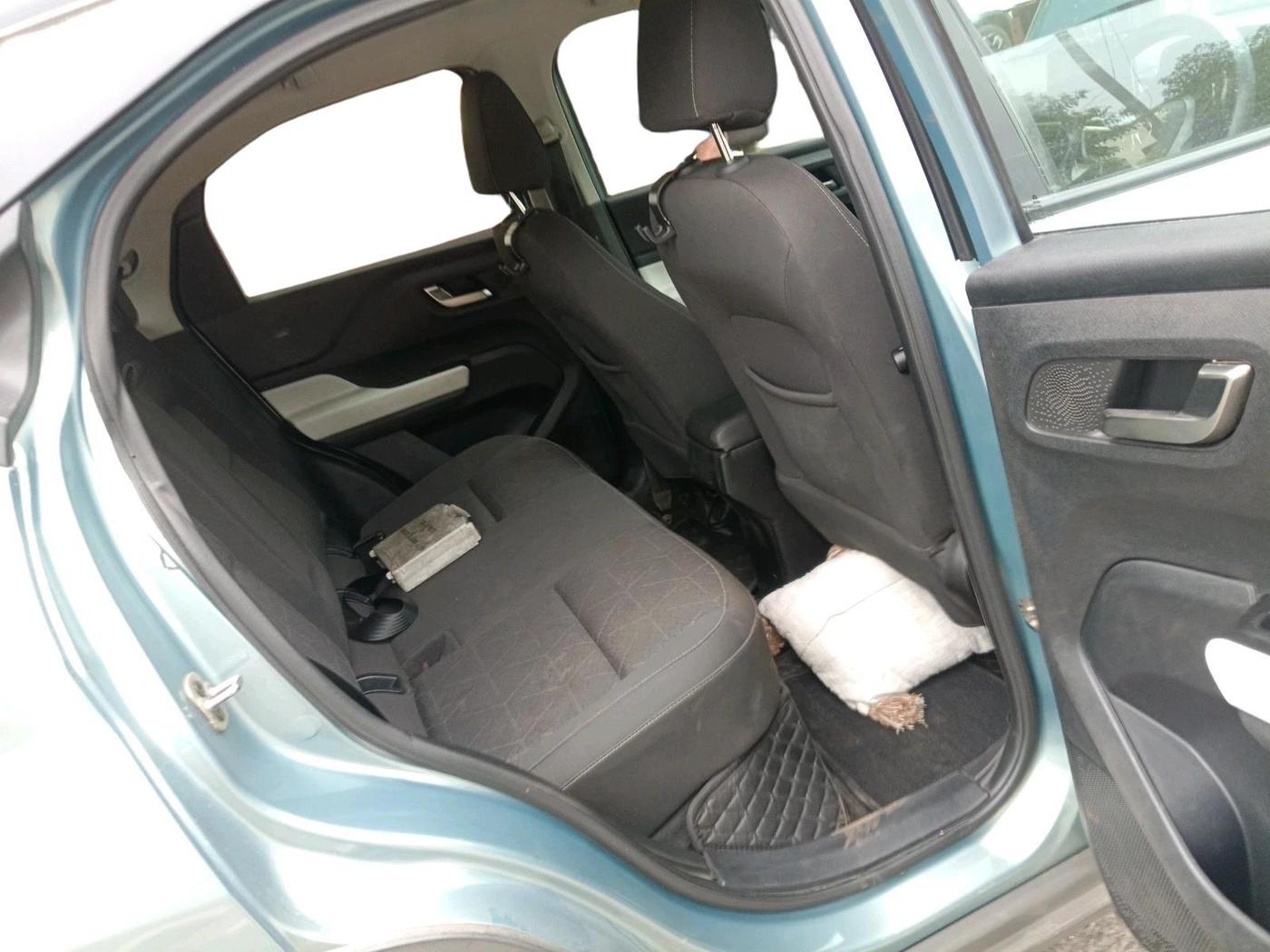 2023 Tata PUNCH CREATIVE  AMT, Petrol, Automatic, 71,496 km, interior