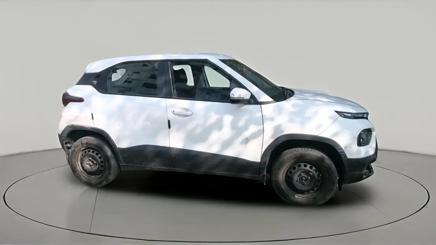 2022 Tata PUNCH ADVENTURE AMT, Petrol, Automatic, 68,285 km, exterior