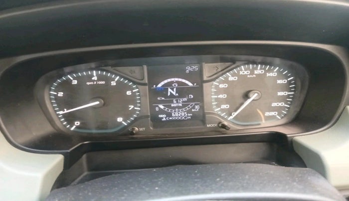 2022 Tata PUNCH ADVENTURE AMT, Petrol, Automatic, 68,285 km, interior