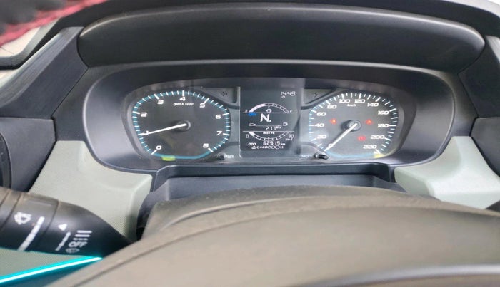 2022 Tata PUNCH ADVENTURE AMT, Petrol, Automatic, 62,919 km, interior