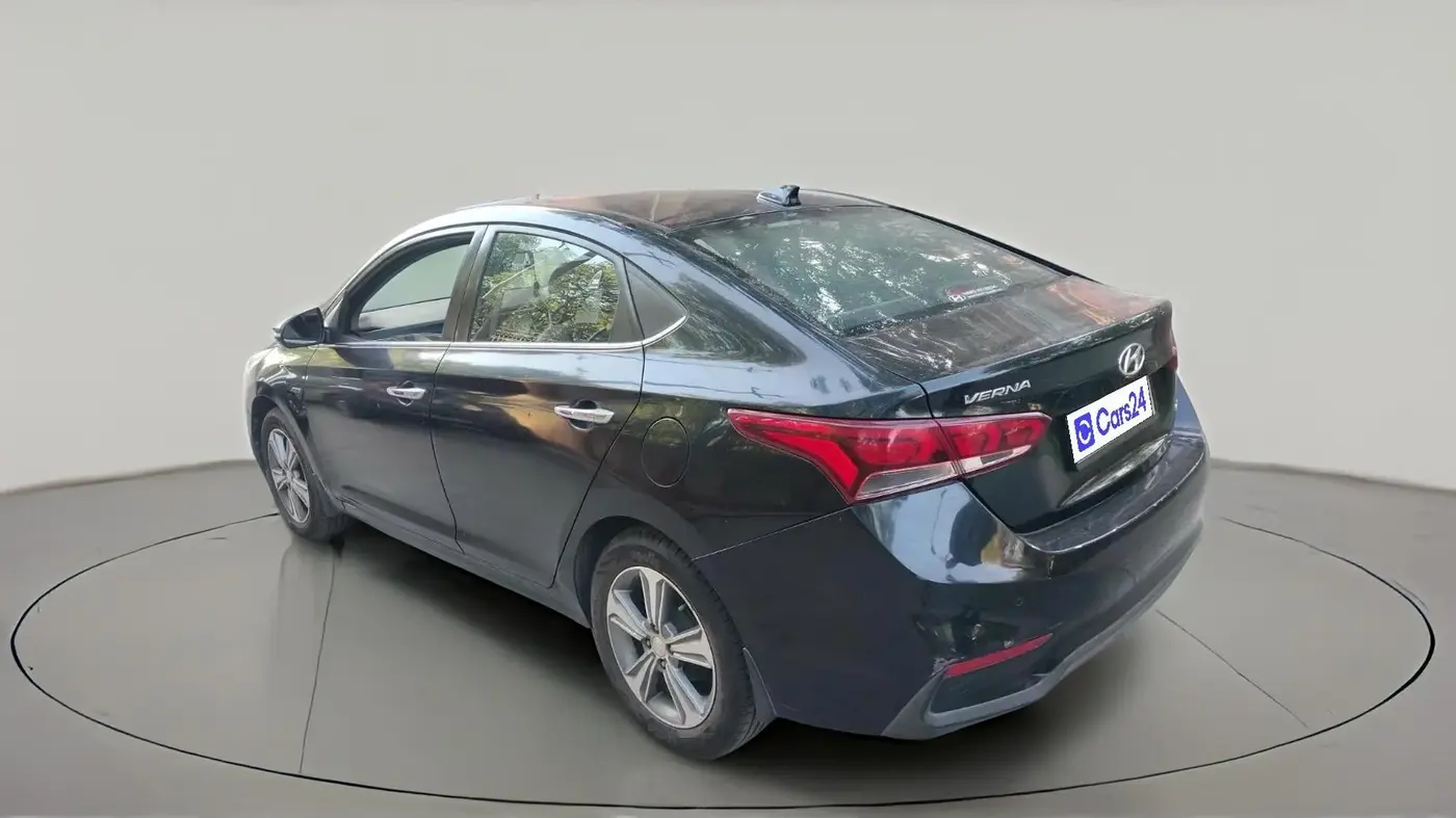 2018 Hyundai Verna 1.6 VTVT SX (O) AT, Petrol, Automatic, 1,45,285 km, exterior