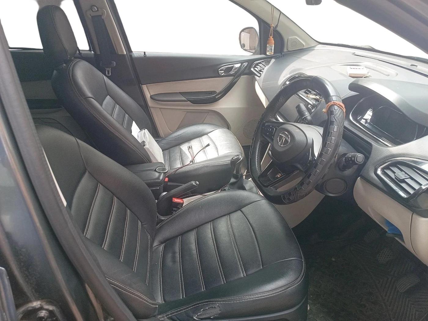 2022 Tata TIGOR XZ PLUS PETROL, CNG, Manual, 58,416 km, interior