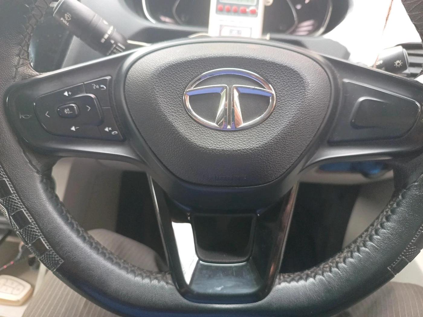 2022 Tata TIGOR XZ PLUS PETROL, CNG, Manual, 58,416 km, interior