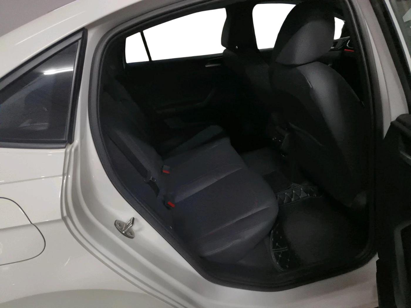 2025 Volkswagen VIRTUS  GT 1.5 TSI DSG , Petrol, Automatic, 16,364 km, interior