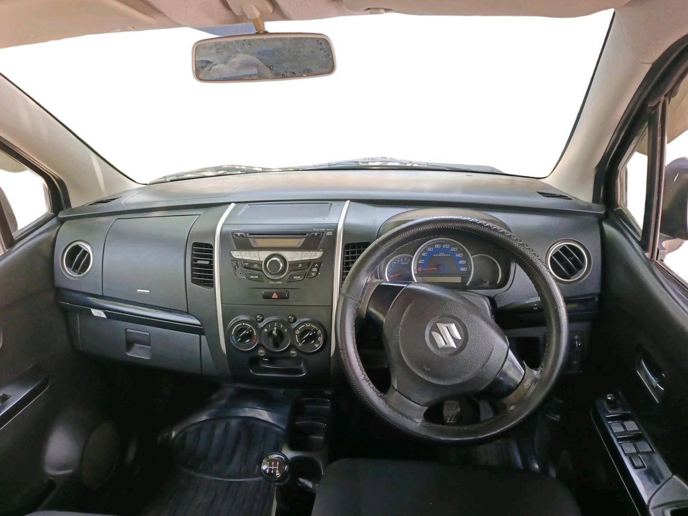 2013 Maruti Wagon R Stingray VXI, Petrol, Manual, 2,08,036 km, interior