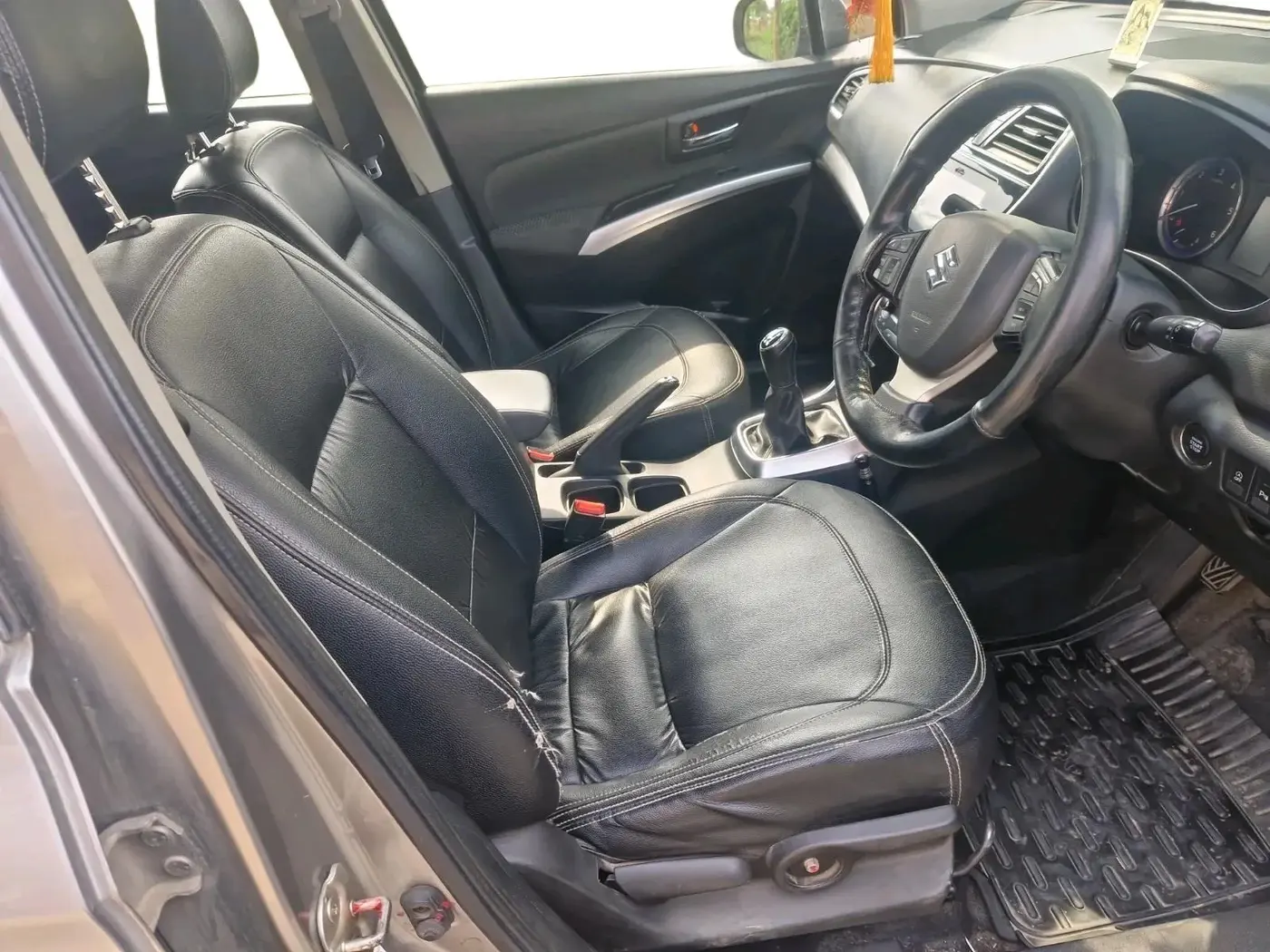 2018 Maruti S Cross ZETA 1.3, Diesel, Manual, 1,43,543 km, interior