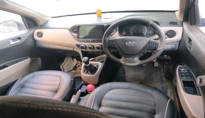 2017 Hyundai Grand i10 SPORTZ 1.2 KAPPA VTVT, Petrol, Manual, 1,08,029 km, interior