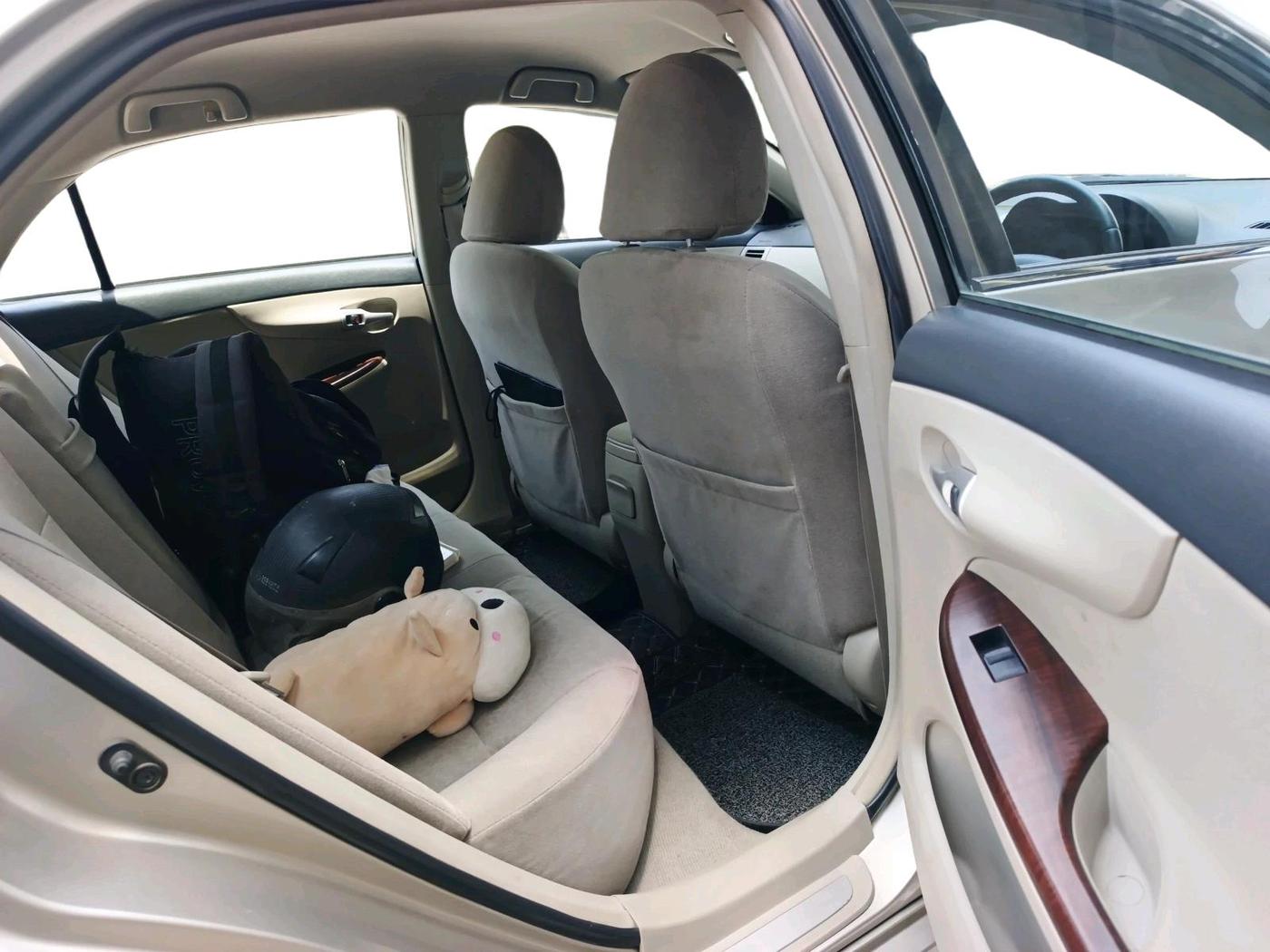 2013 Toyota Corolla Altis G PETROL, Petrol, Manual, 1,37,373 km, interior