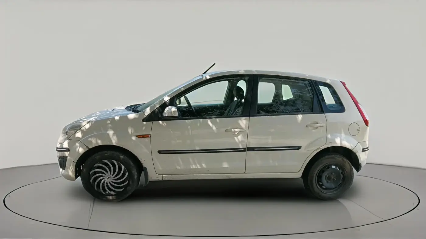 2013 Ford Figo ZXI 1.2 PETROL, Petrol, Manual, 63,328 km, exterior
