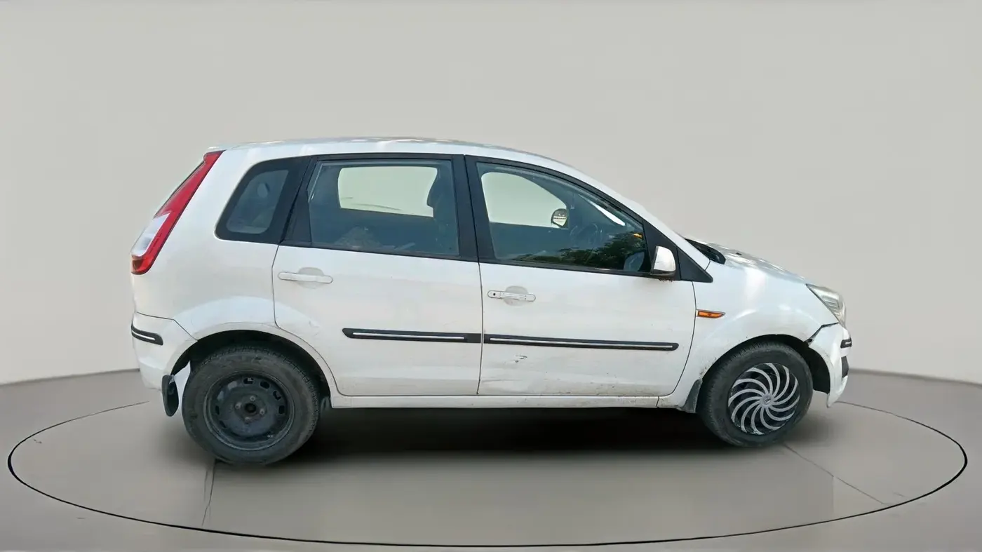 2013 Ford Figo ZXI 1.2 PETROL, Petrol, Manual, 63,328 km, exterior