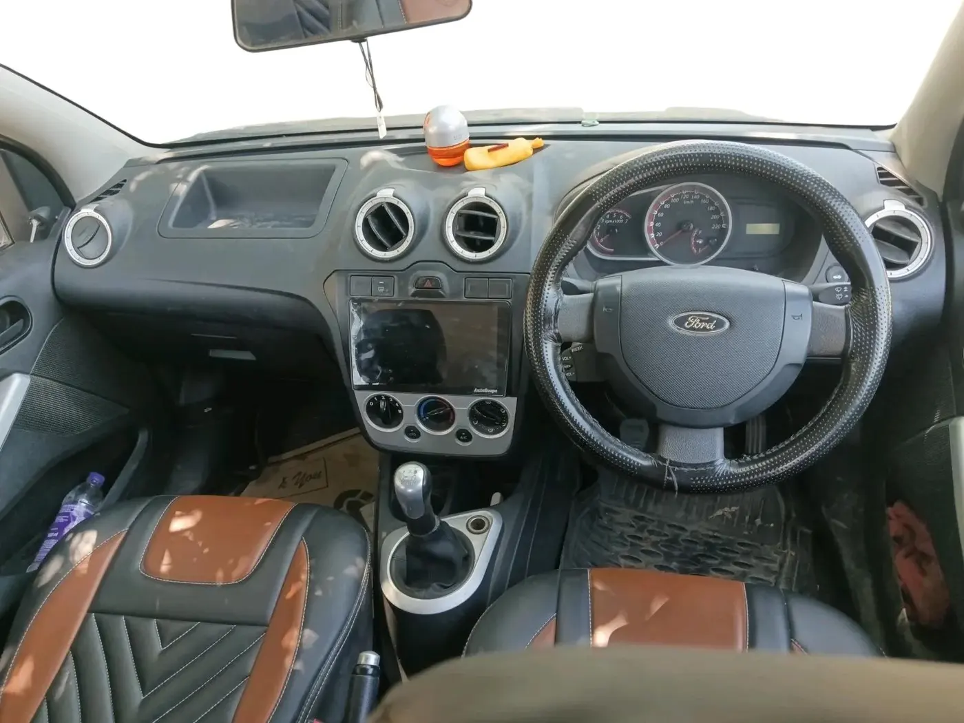 2013 Ford Figo ZXI 1.2 PETROL, Petrol, Manual, 63,328 km, interior