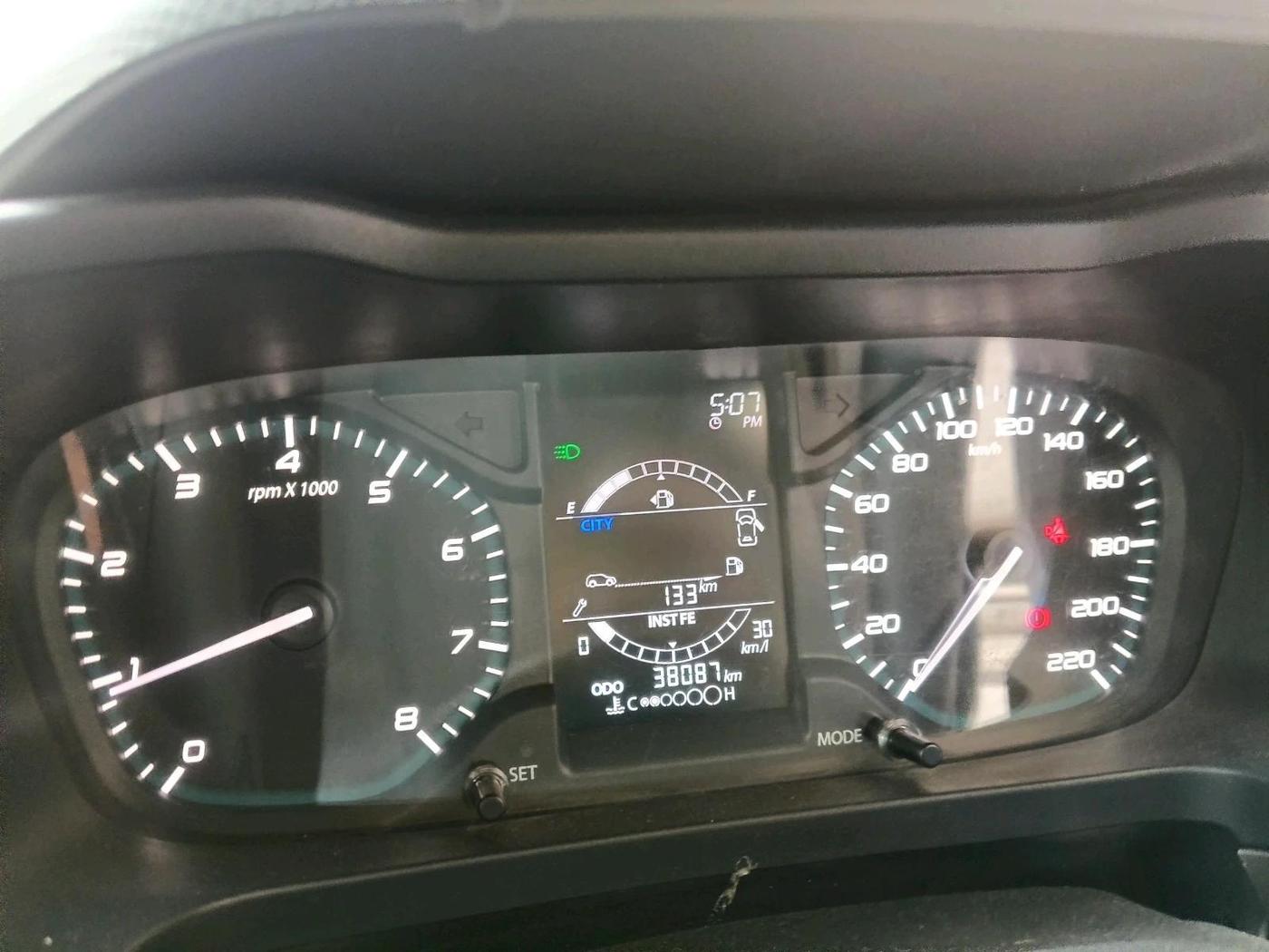 2021 Tata ALTROZ XZ PETROL, Petrol, Manual, 38,087 km, interior