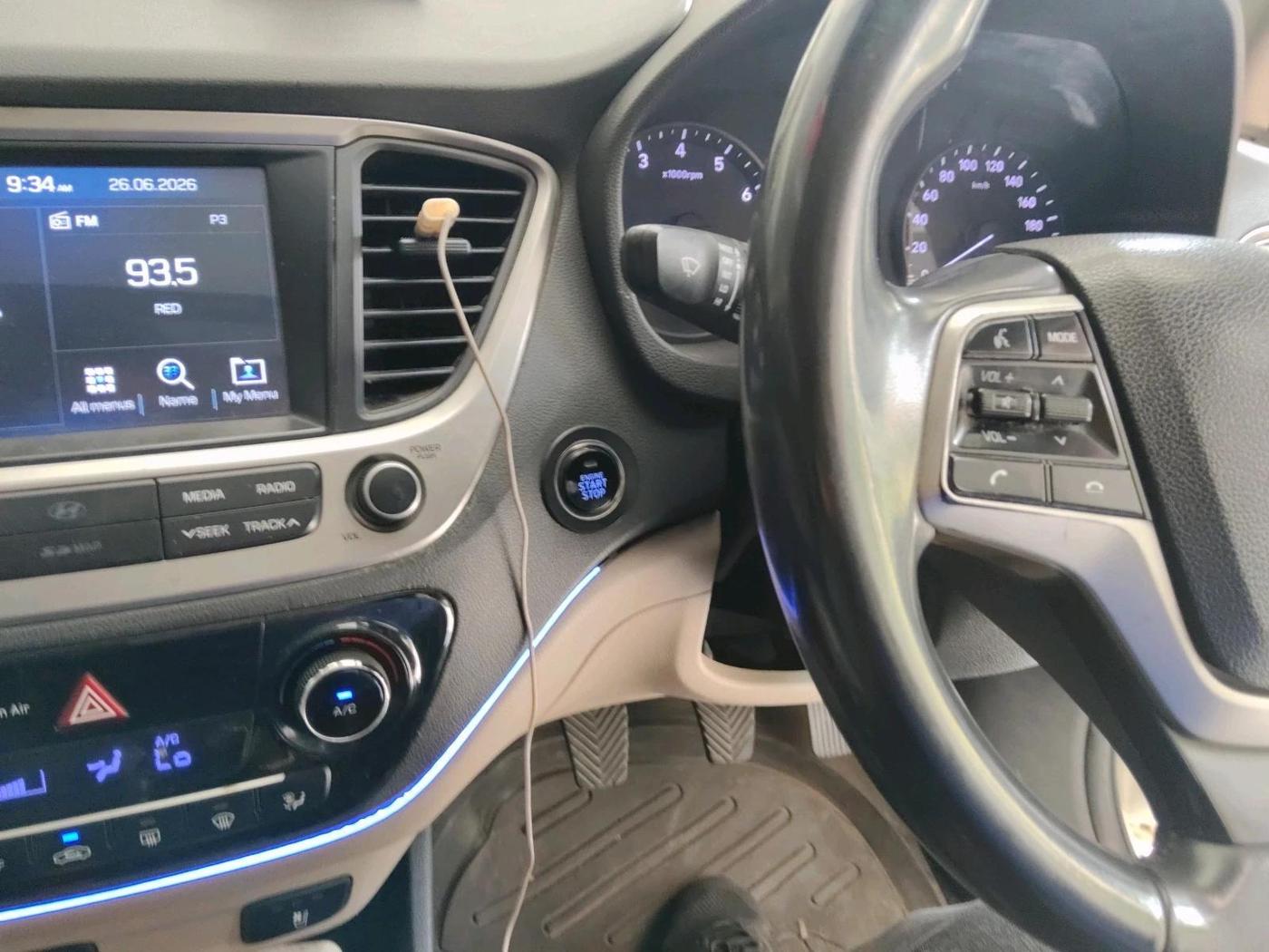 2019 Hyundai Verna 1.6 VTVT SX O, Petrol, Manual, 1,09,055 km, interior