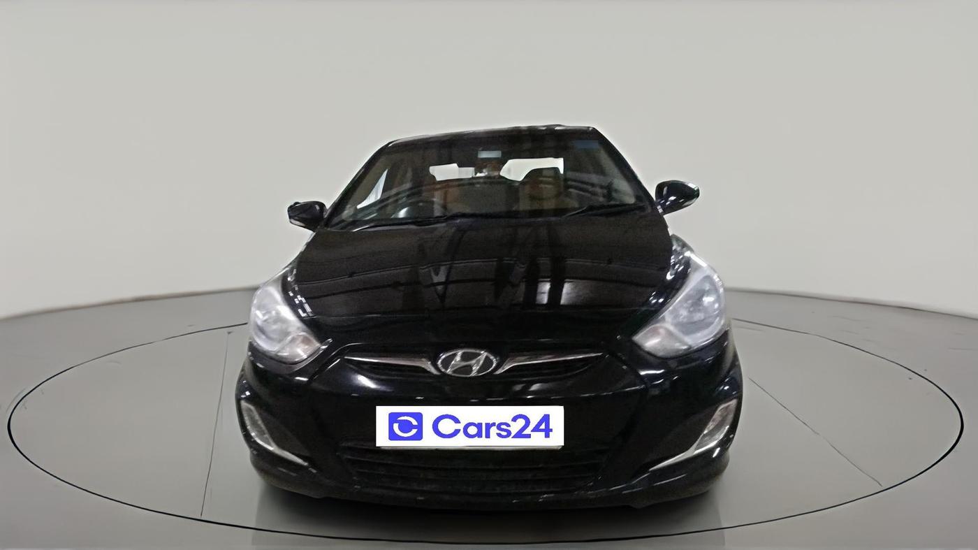 2013 Hyundai Verna FLUIDIC 1.6 VTVT SX, Petrol, Manual, 1,41,746 km, exterior