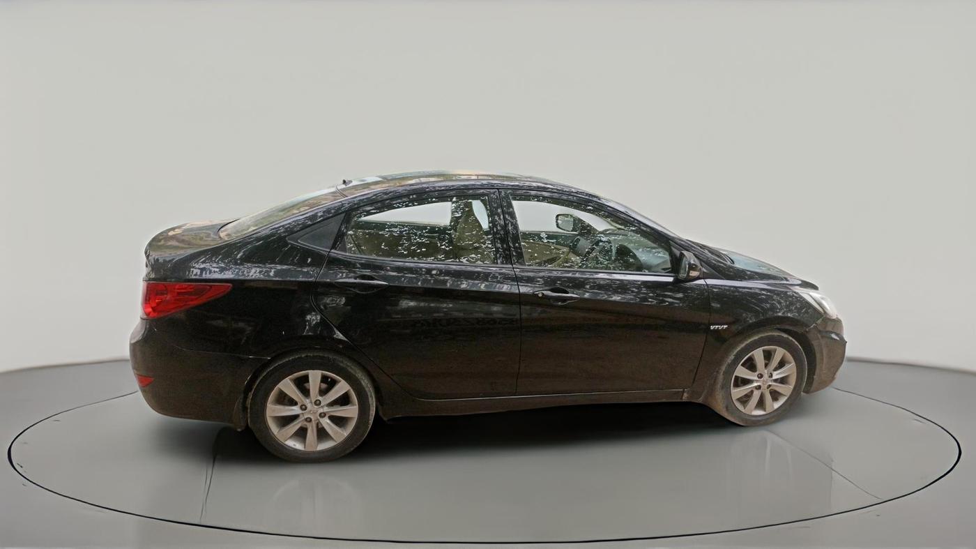 2013 Hyundai Verna FLUIDIC 1.6 VTVT SX, Petrol, Manual, 1,41,746 km, exterior