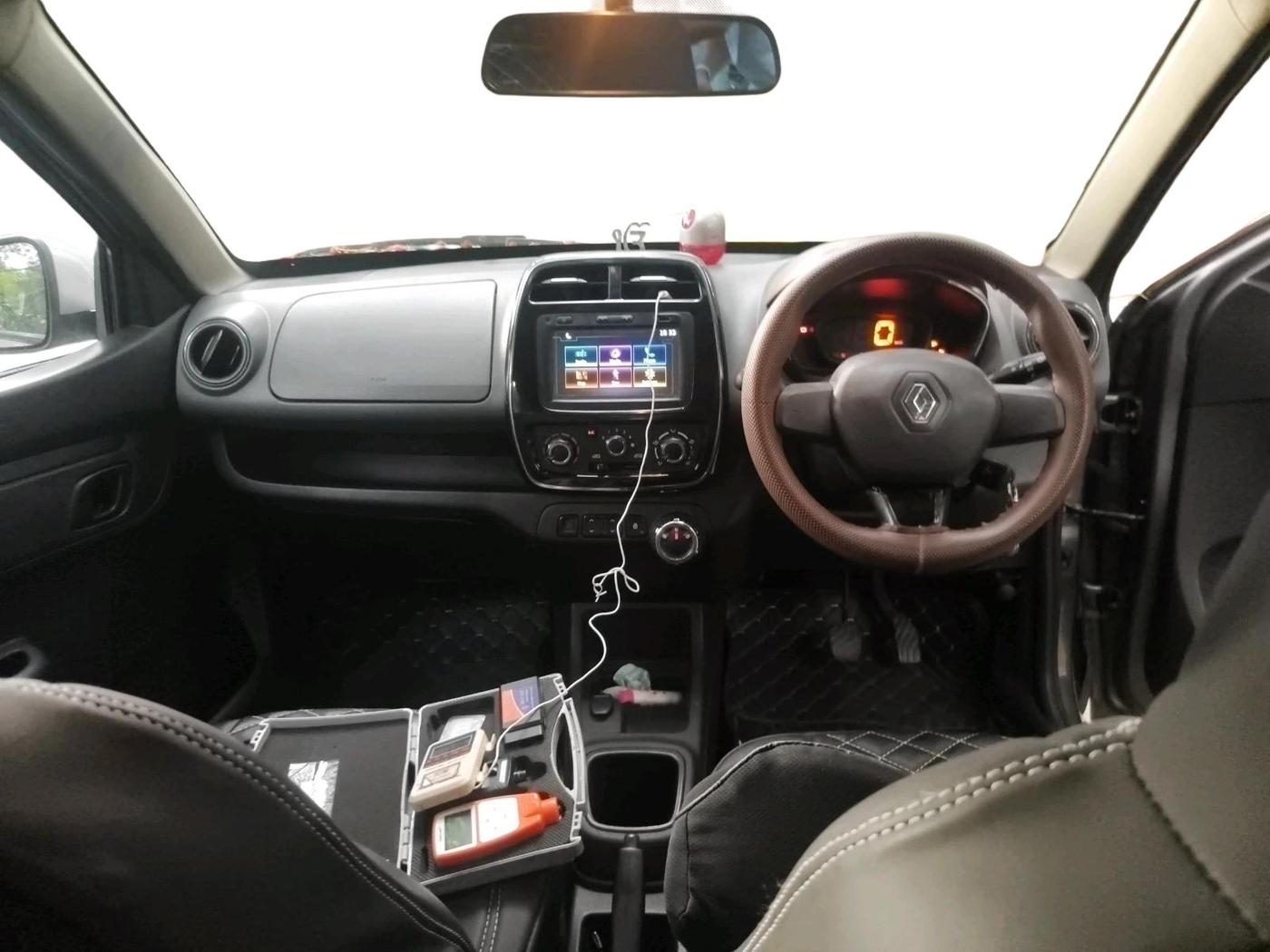 2018 Renault Kwid RXT 1.0 AMT (O), Petrol, Automatic, 25,272 km, interior