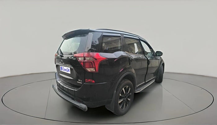 2018 Mahindra XUV500 W11 AT, Diesel, Automatic, 2,29,832 km, exterior