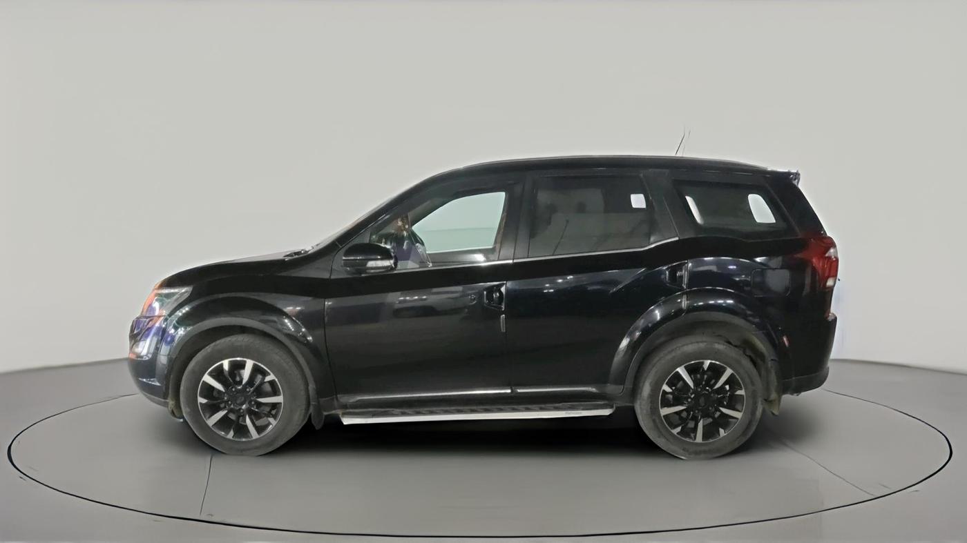 2019 Mahindra XUV500 W11 AT, Diesel, Automatic, 58,564 km, exterior