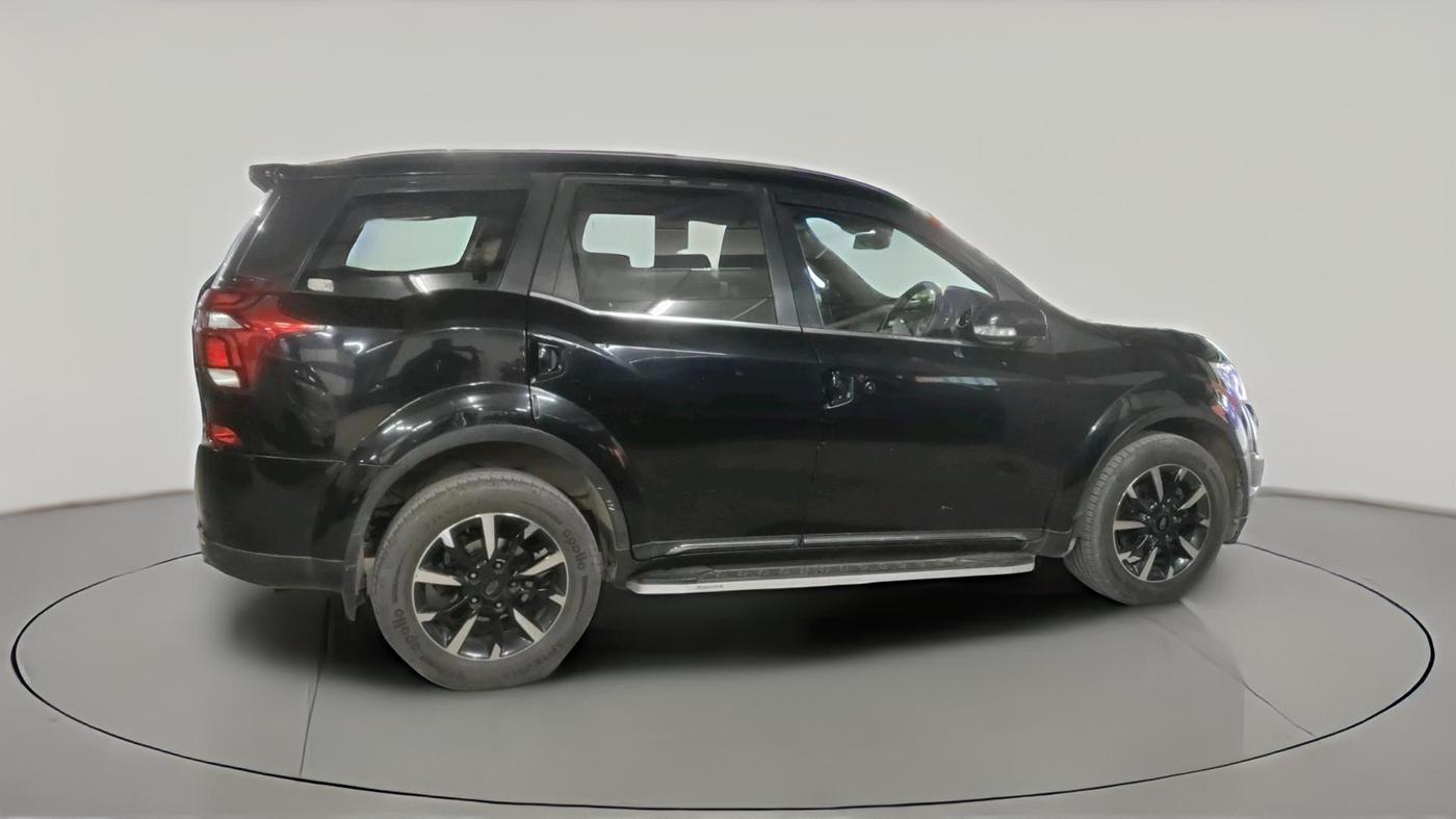 2019 Mahindra XUV500 W11 AT, Diesel, Automatic, 58,564 km, exterior