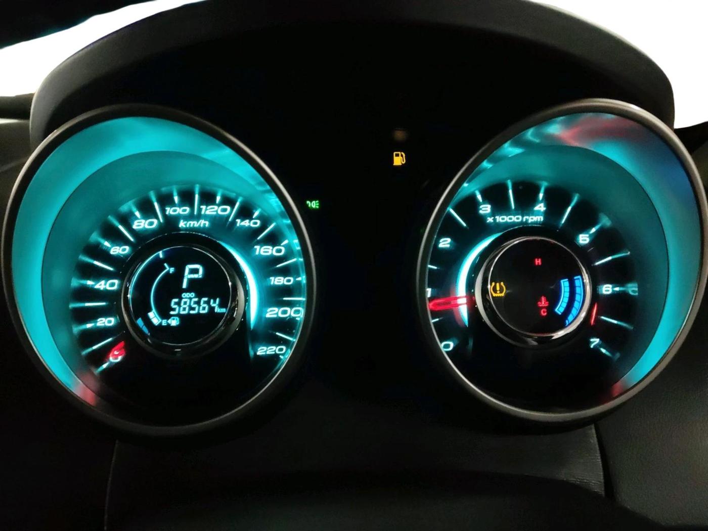2019 Mahindra XUV500 W11 AT, Diesel, Automatic, 58,564 km, interior