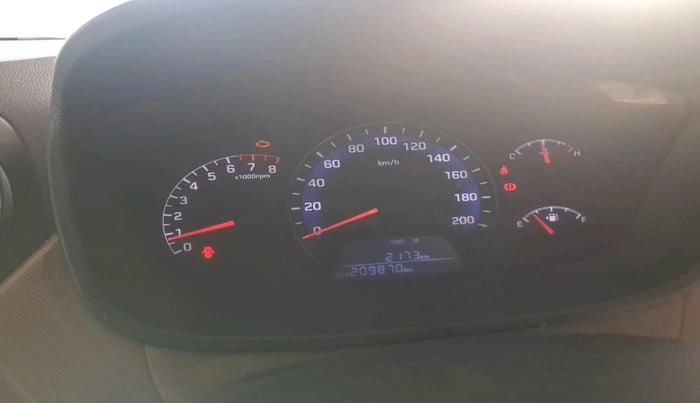 2016 Hyundai Xcent BASE 1.2, CNG, Manual, 2,09,871 km, interior