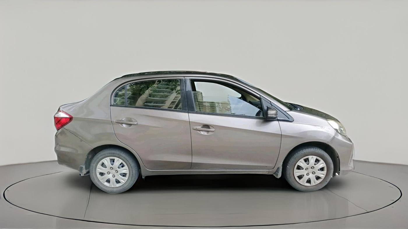 2017 Honda Amaze 1.2L I-VTEC SX, Petrol, Manual, 1,00,538 km, exterior