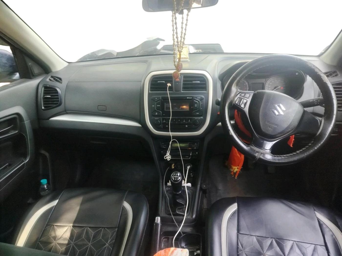2020 Maruti Vitara Brezza VXI, Petrol, Manual, 85,238 km, interior
