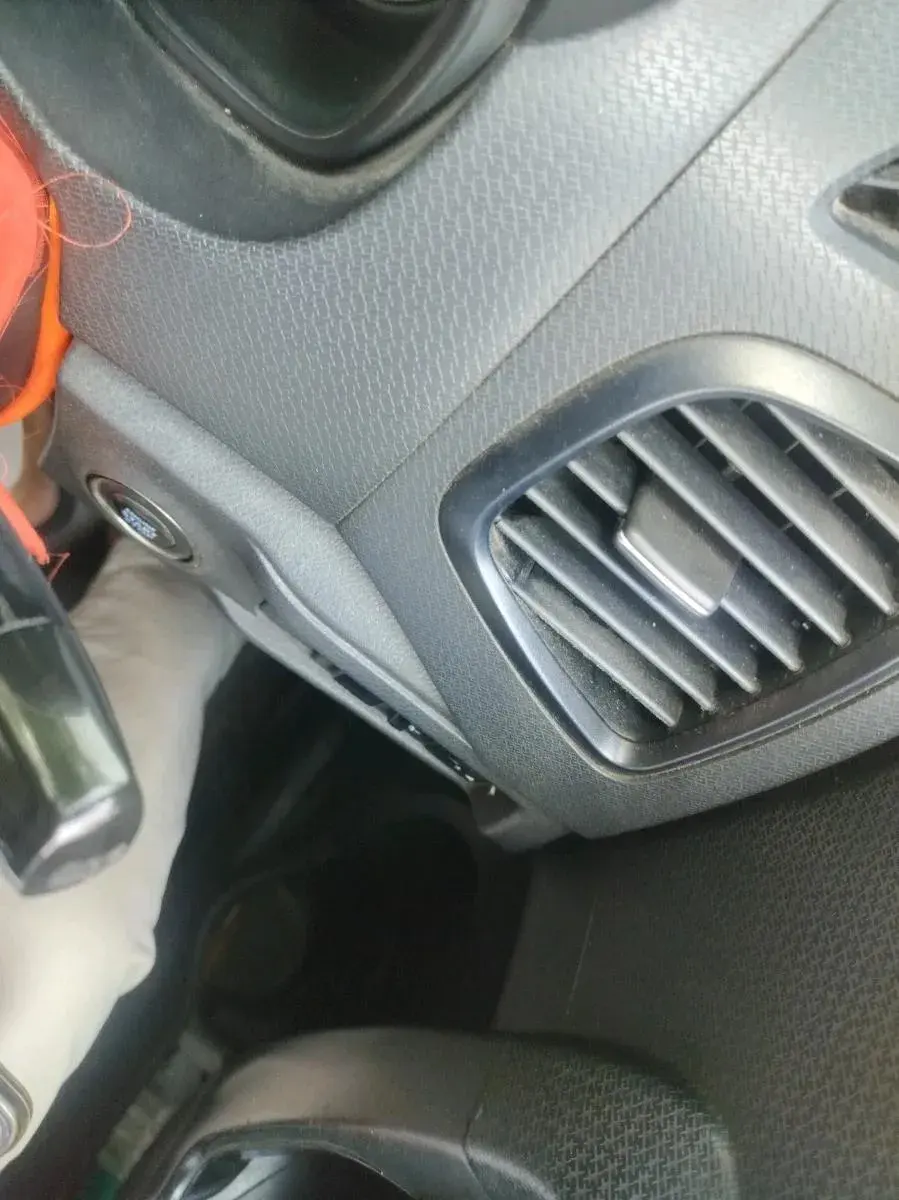2020 Maruti Vitara Brezza VXI, Petrol, Manual, 85,238 km, interior