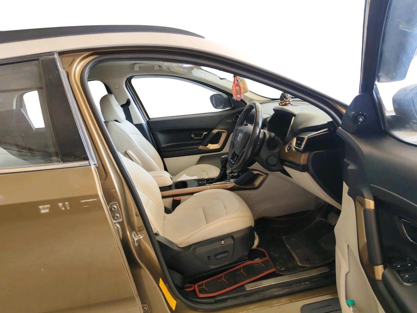 2022 Tata Safari XZA PLUS, Diesel, Automatic, 53,484 km, interior