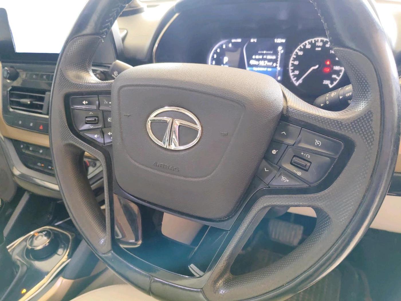 2022 Tata Safari XZA PLUS, Diesel, Automatic, 53,484 km, interior