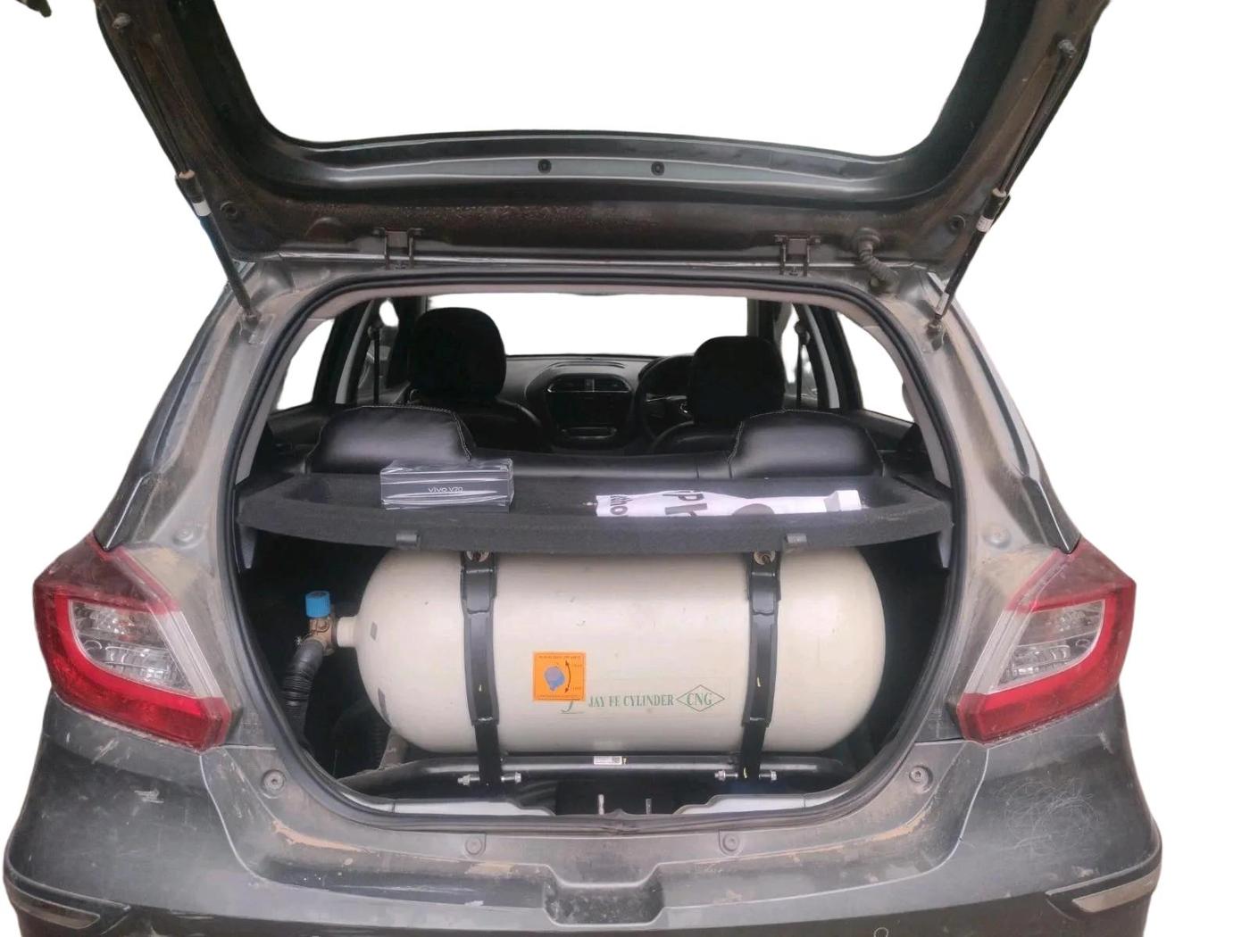 2022 Tata Tiago XT CNG, CNG, Manual, 83,779 km, exterior