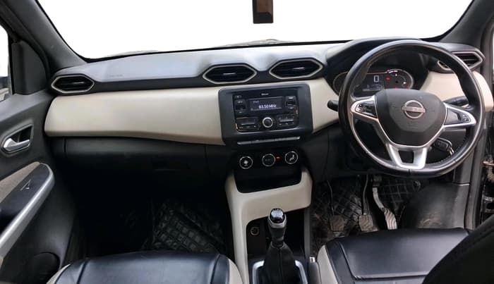 2022 Nissan MAGNITE XL, Petrol, Manual, 1,37,394 km, interior