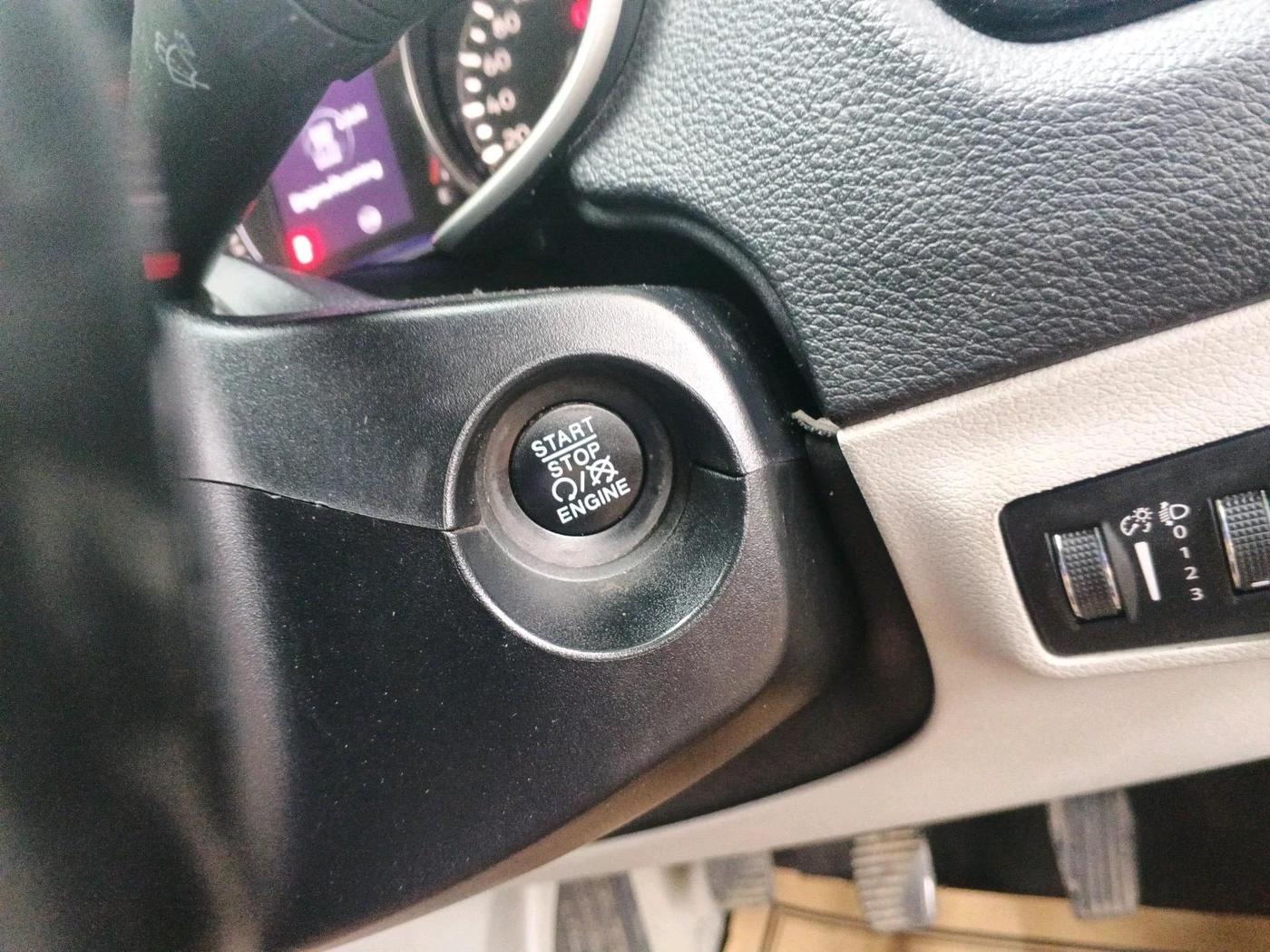2018 Jeep Compass LIMITED PLUS DIESEL, Diesel, Manual, 1,20,550 km, interior