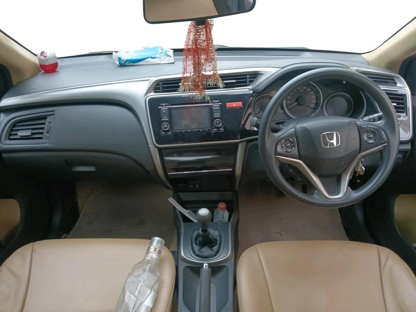 2015 Honda City 1.5L I-VTEC V MT, Petrol, Manual, 53,681 km, interior
