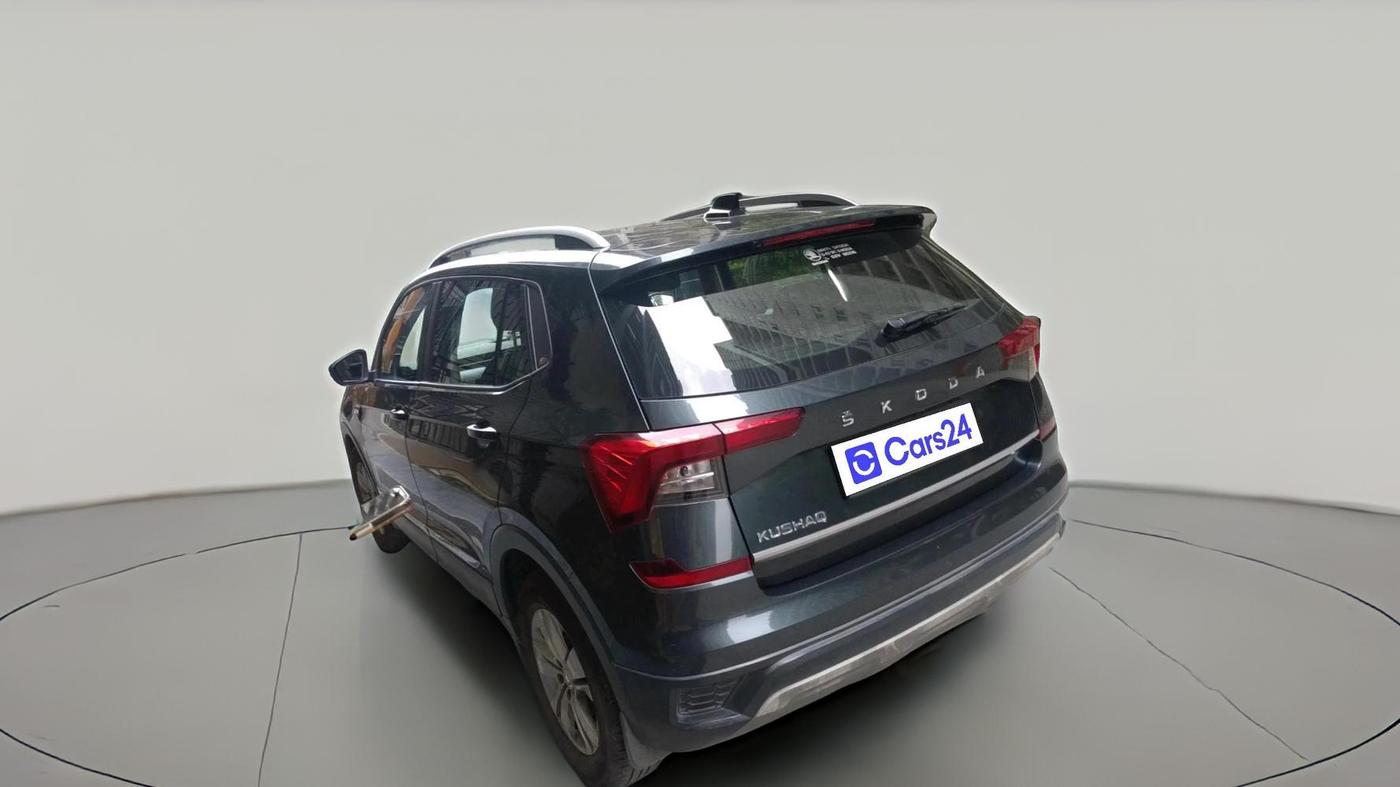 2021 Skoda KUSHAQ AMBITION 1.0L TSI AT, Petrol, Automatic, 80,142 km, exterior