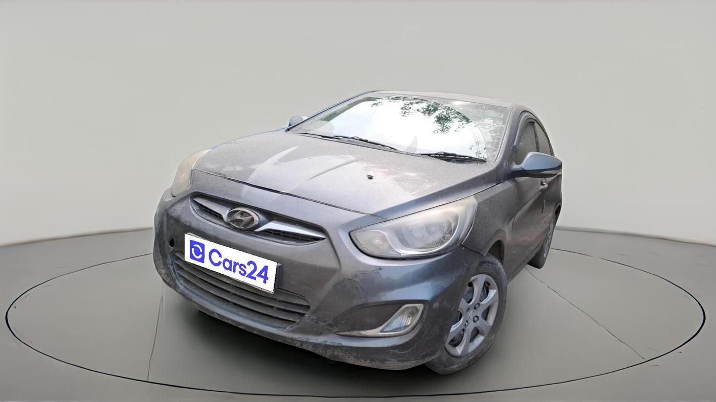 2013 Hyundai Verna FLUIDIC 1.4 VTVT, CNG, Manual, 2,22,375 km, exterior