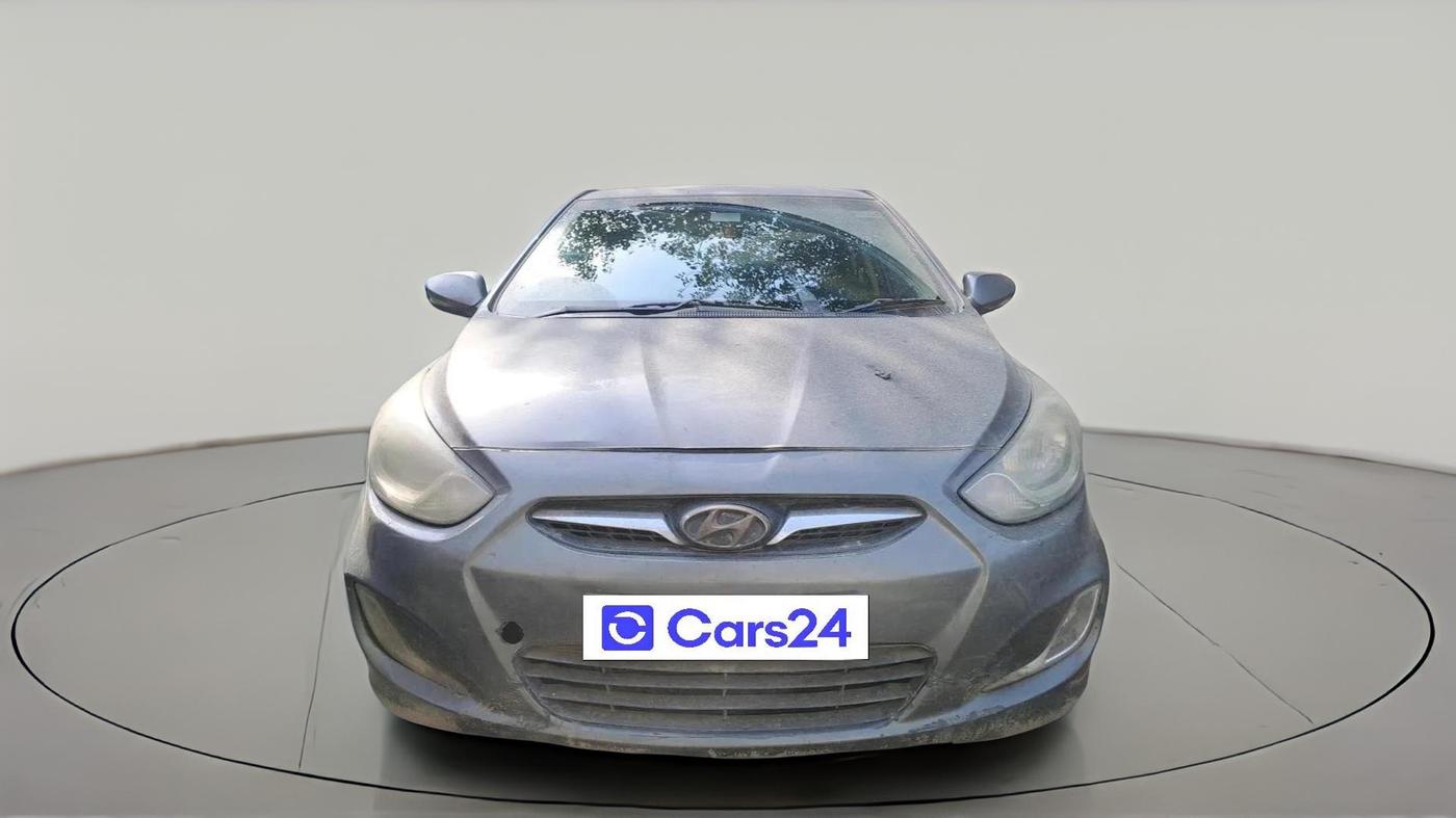 2013 Hyundai Verna FLUIDIC 1.4 VTVT, CNG, Manual, 2,22,375 km, exterior